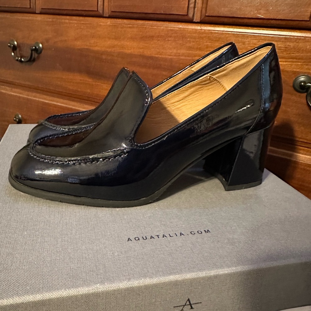 Gorgeous Aquatalia Michelle Patent Saffiano pumps